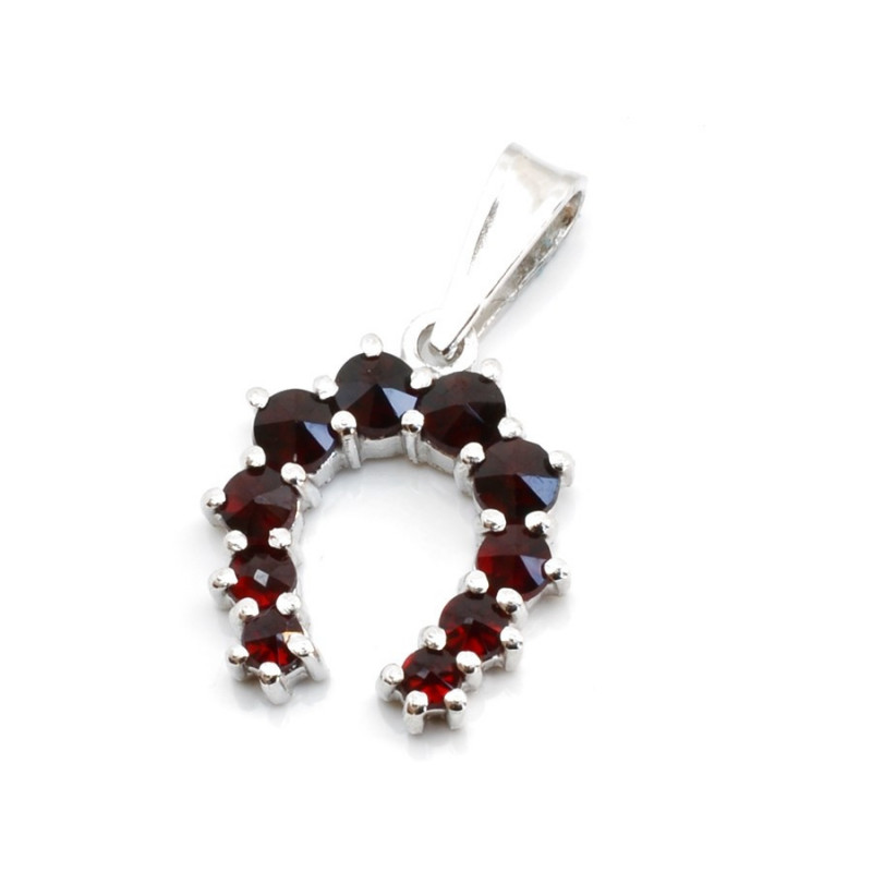 Stříbrný přívěsek podkova s českými granáty